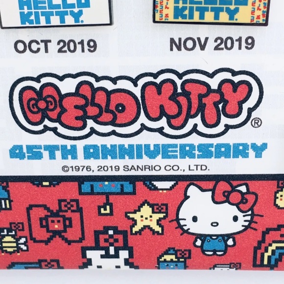 Sanrio Hello Kitty Friend of the Year Pin Set 2019 With Plexiglass Display Board - Picture 13 of 16